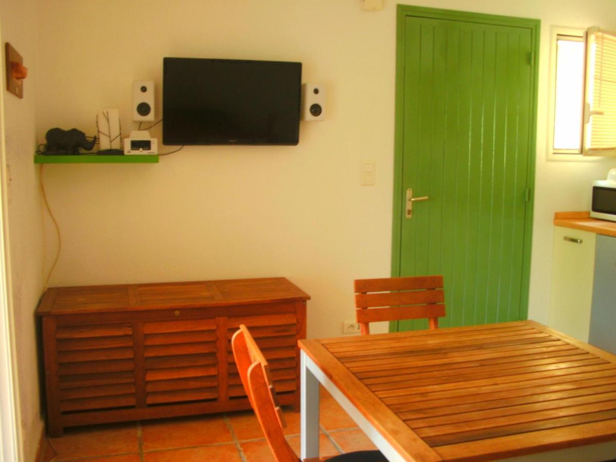 Location St Flo Apartment Saint-Florent  Bagian luar foto