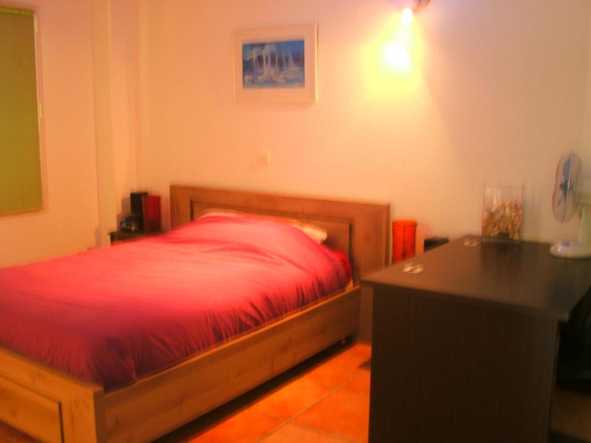 Location St Flo Apartment Saint-Florent  Bagian luar foto